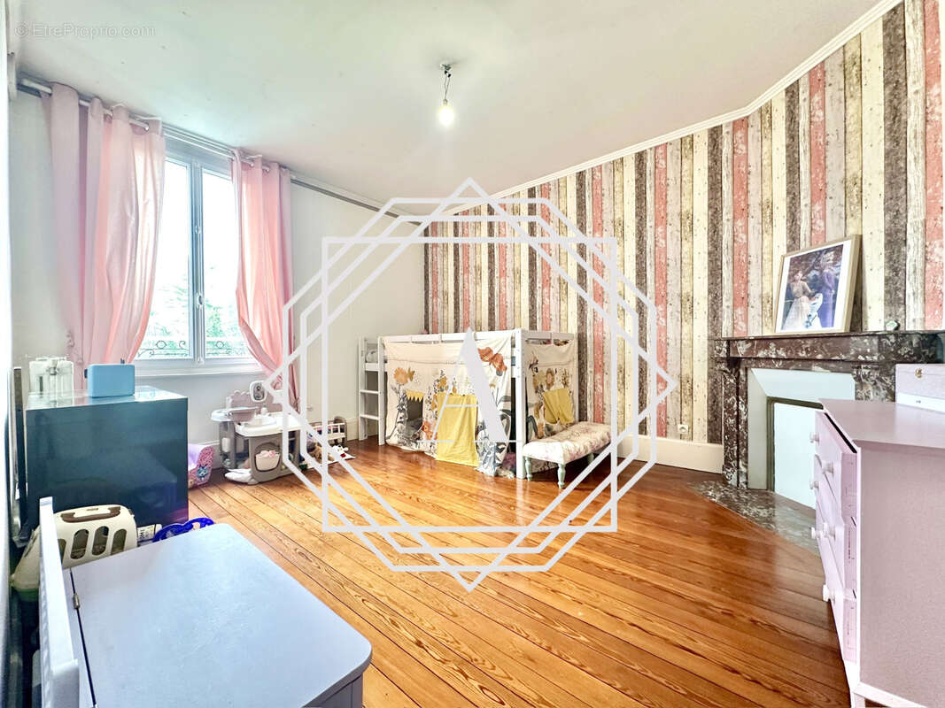 Maison à L'ISLE-ADAM