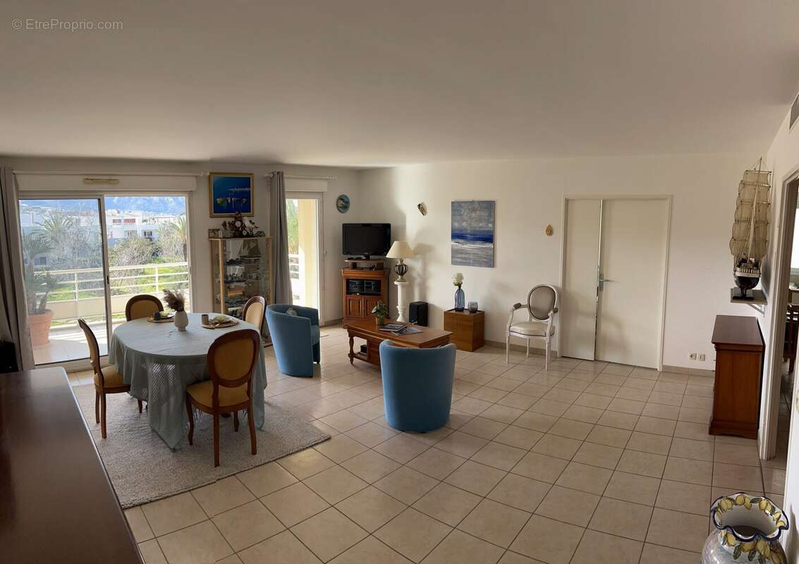 Appartement à MARSEILLE-8E