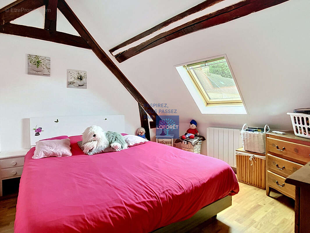 Maison à THIVERNY