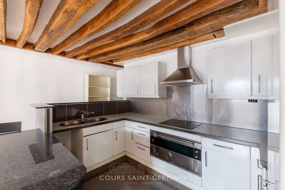 Appartement à PARIS-2E