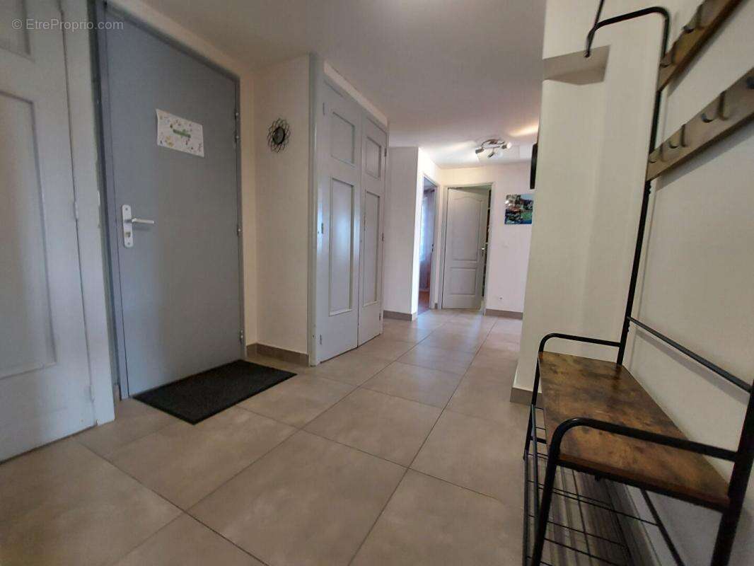 Appartement à SEVRIER