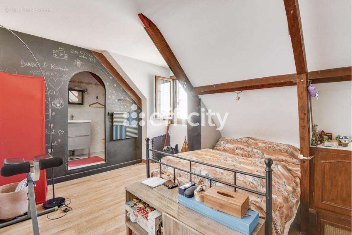 Maison à ROSNY-SOUS-BOIS