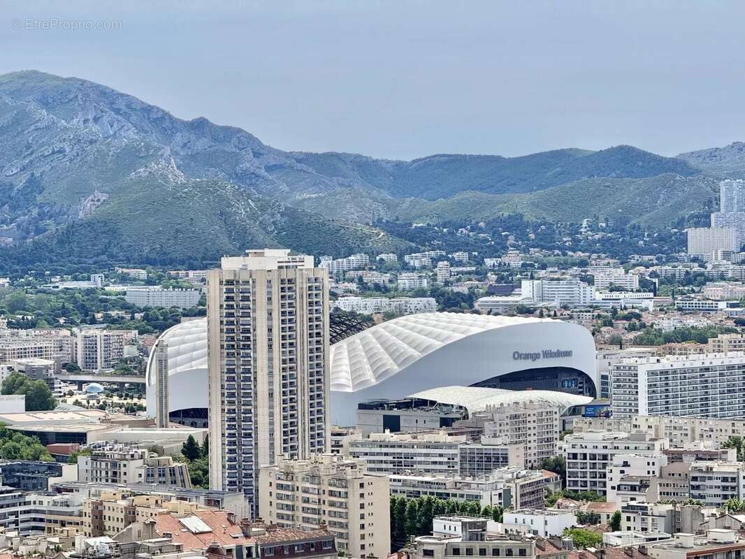 Appartement à MARSEILLE-8E