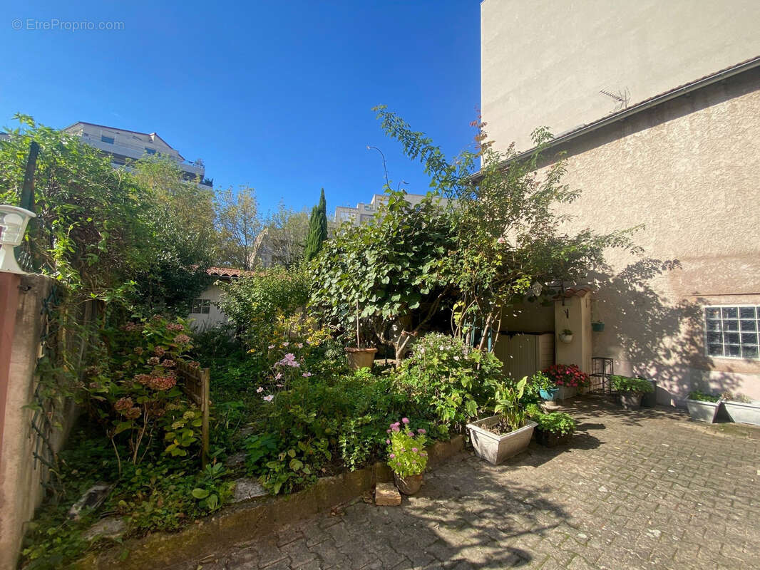 Appartement à LYON-4E