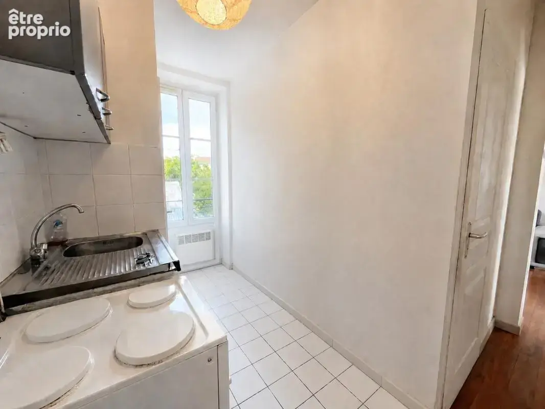 Appartement t2 à vendre à creil centre – 32 m² avec garage, tres proche gare - photo 3