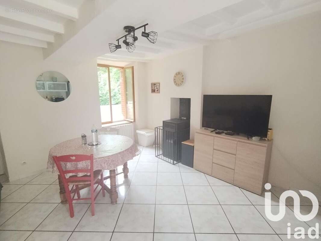 Photo 3 - Maison à LAVAL-EN-BRIE