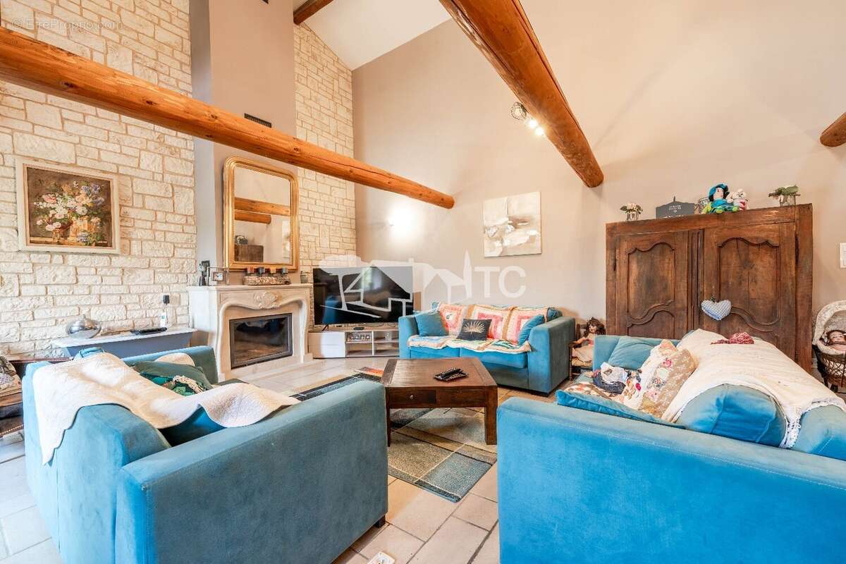 Mas du xviiieme 244m² habitables 8596m2 de terrain - photo 13