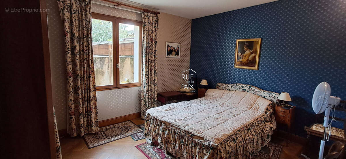 Maison à VENDEUVRE-DU-POITOU