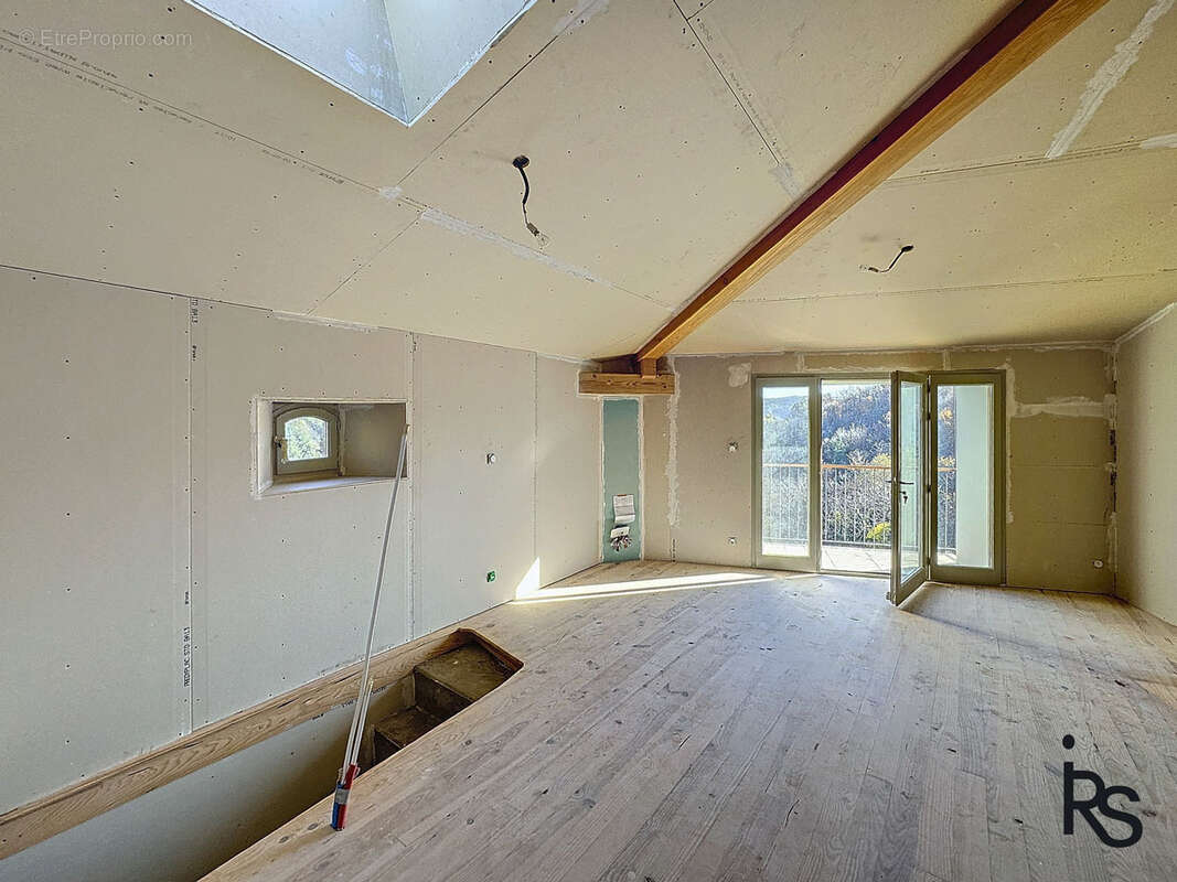 Appartement à CHAZEAUX