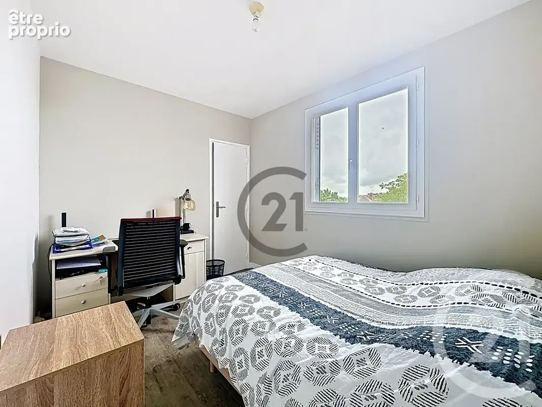 Appartement 2 pièces 42 m² à vendre à Sainte-Savine (10300) - photo 5