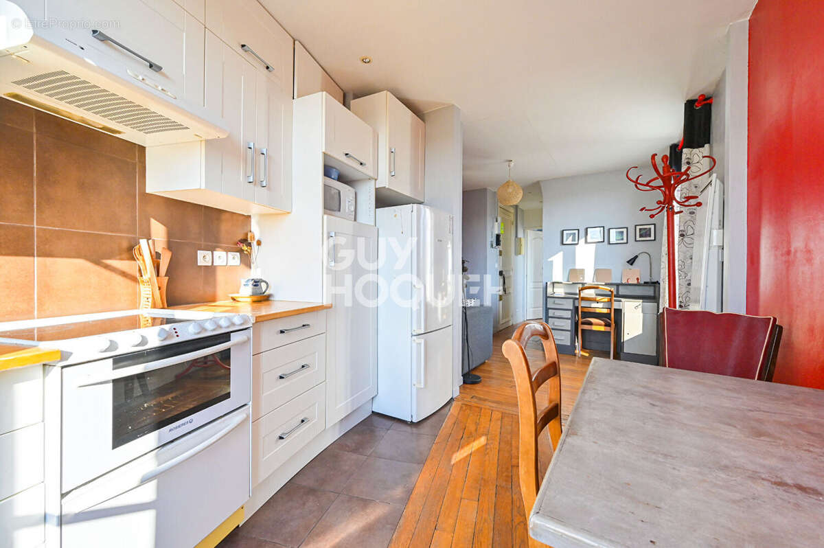 Appartement à PARIS-12E
