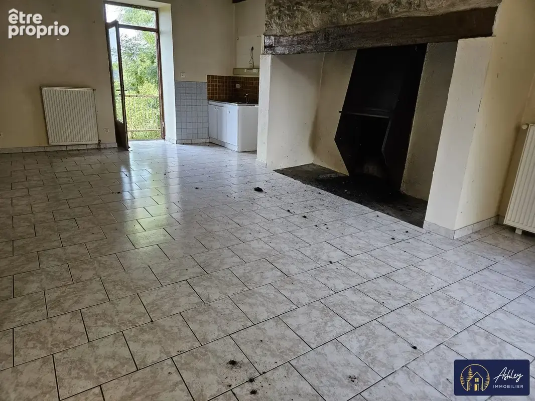 Maison 6 pièces 141 m² à vendre à Sarroux (19110) - photo 2