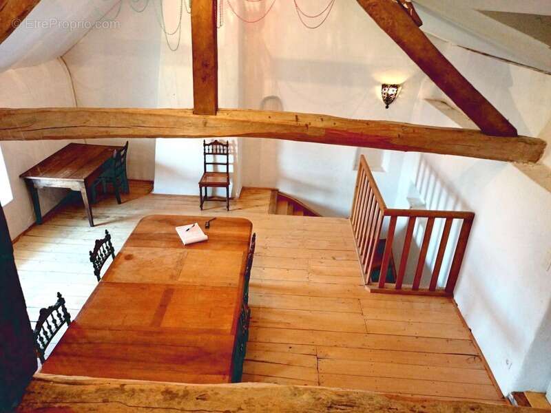 Maison à SAINT-PRIEST-BRAMEFANT