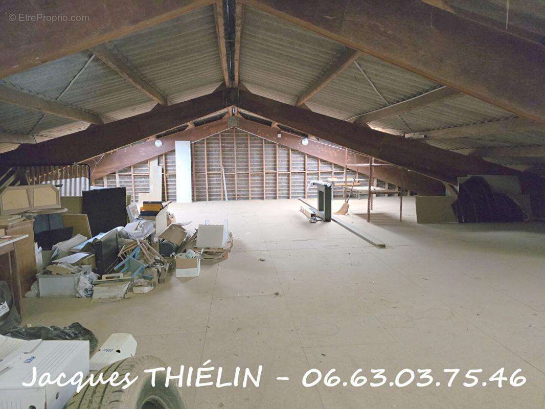 Appartement à LONGUE-JUMELLES