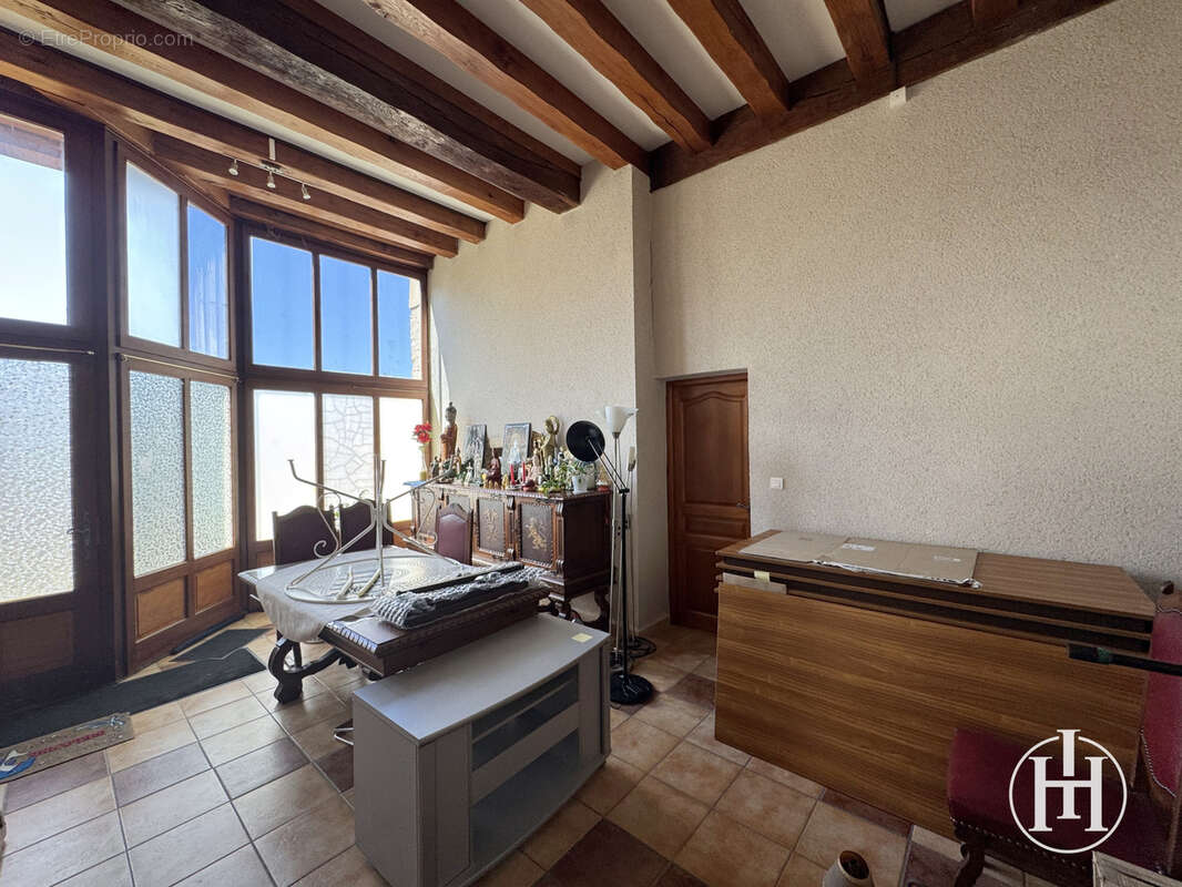 Maison à CHARENTON-DU-CHER