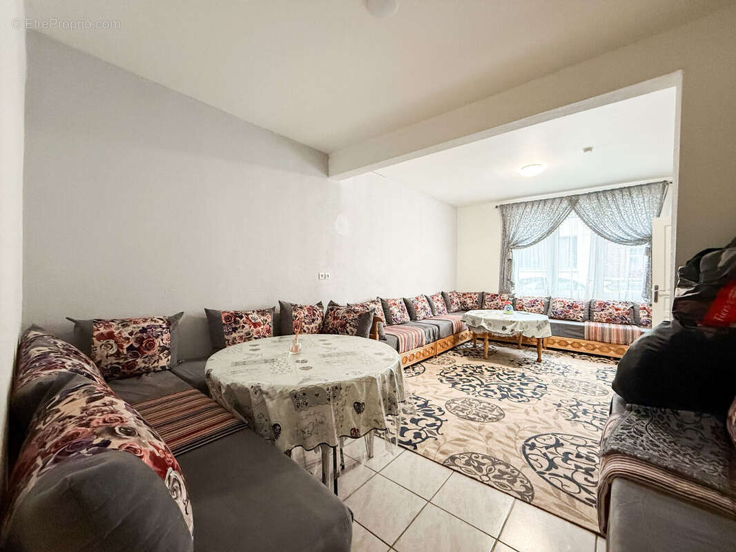 Photo 5 - Maison à ROYE