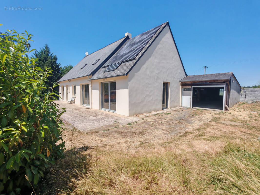 Maison à LA ROUXIERE