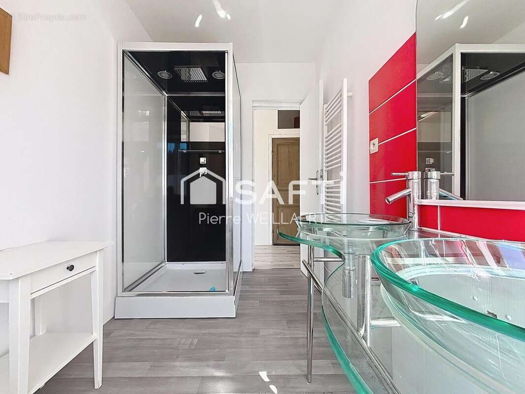 Maison 240 m² à Gluiras  - photo 7