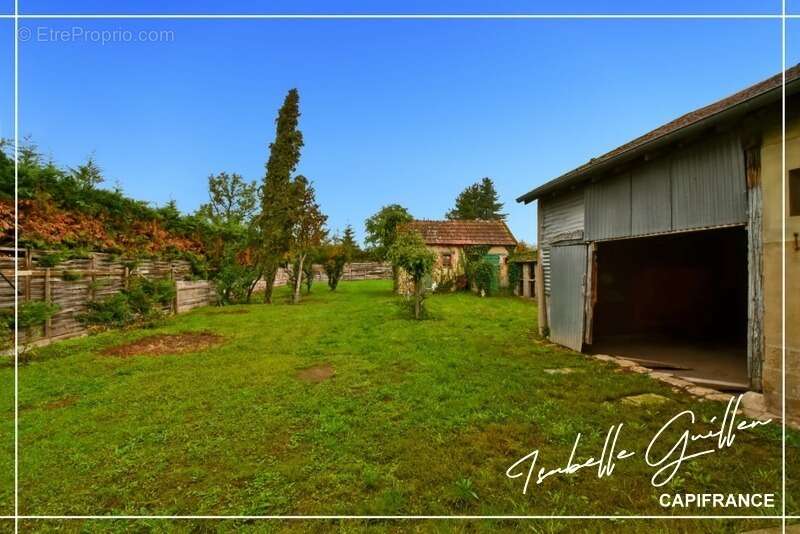 Maison à CHATEAUMEILLANT