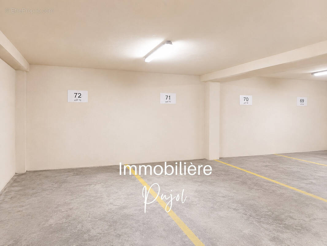 Parking à MARSEILLE-6E