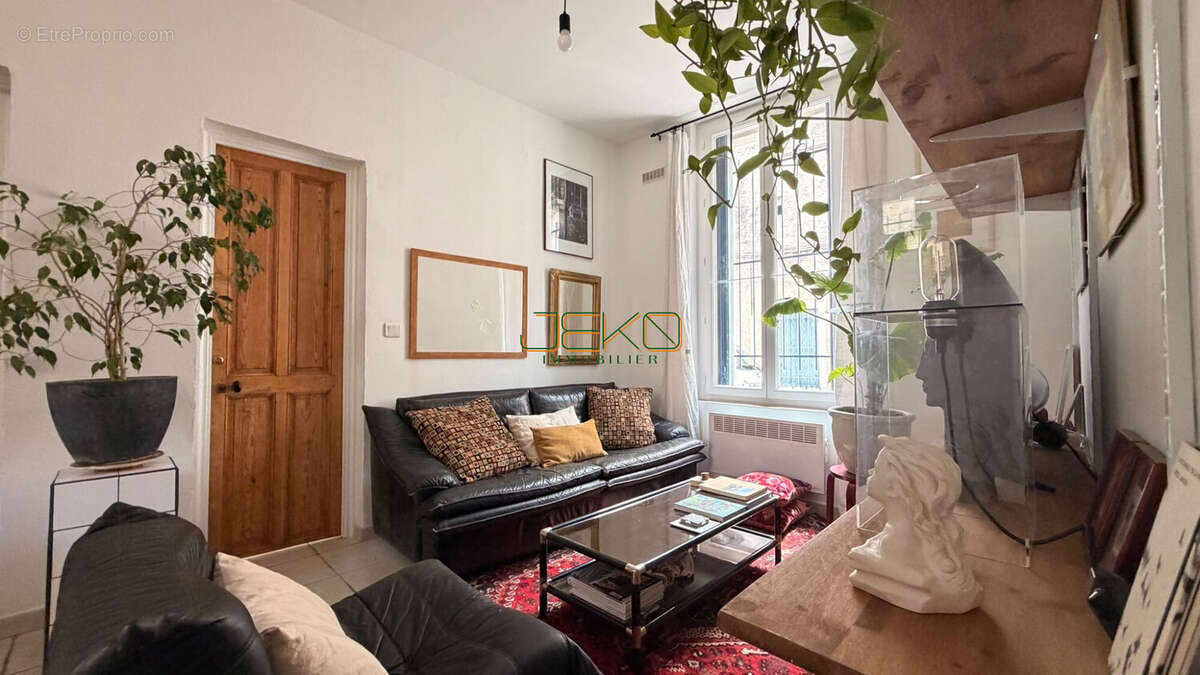 Appartement 36 m² à Nimes  - photo 3