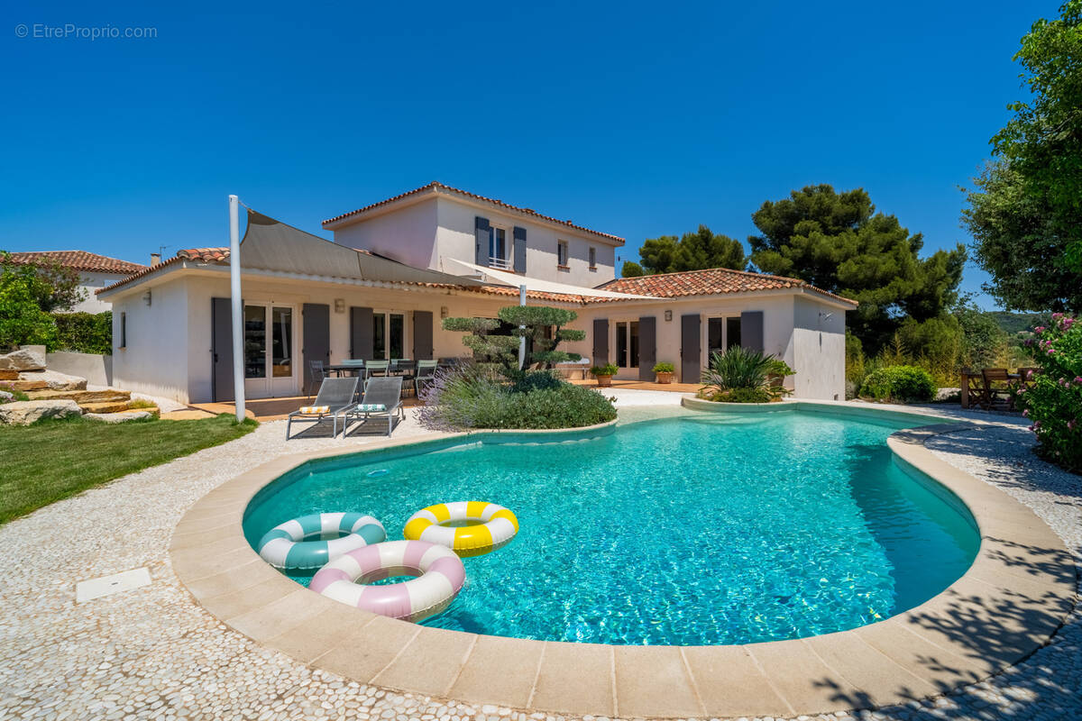 Maison à SIX-FOURS-LES-PLAGES