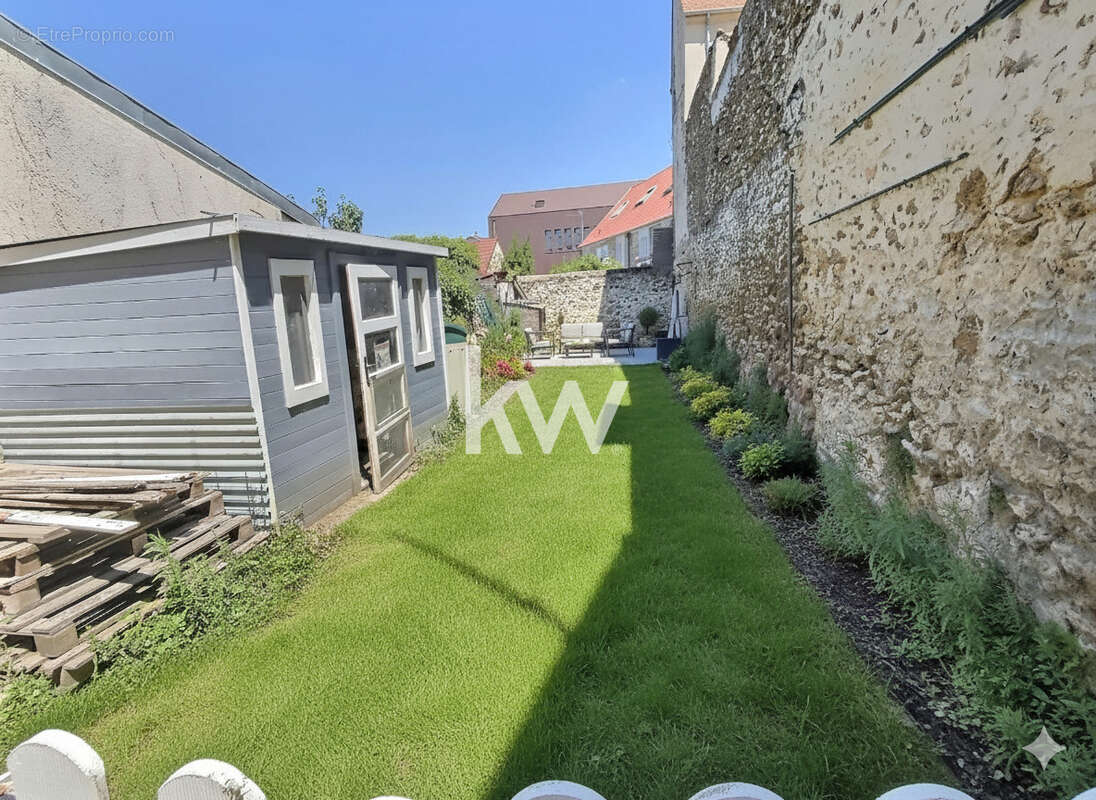 Appartement à MENNECY