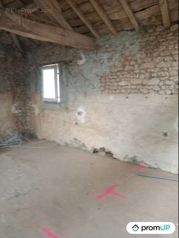 Maison à ASSAIS-LES-JUMEAUX