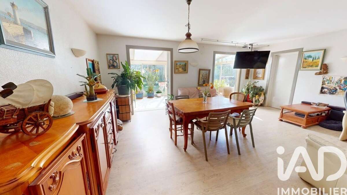 Photo 2 - Maison à ECHILLAIS