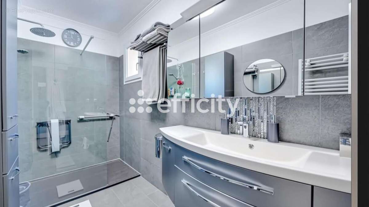 Maison 278 m² à Carry-Le-Rouet  - photo 10