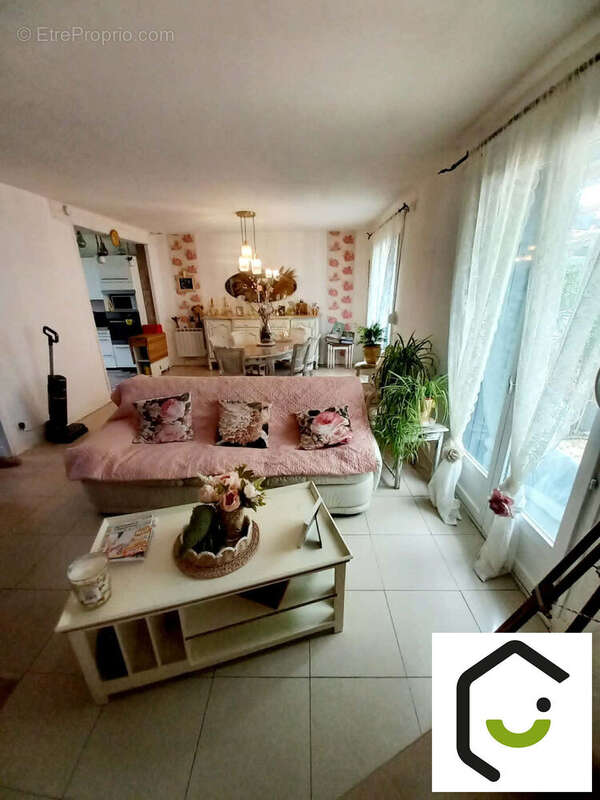 Photo 2 - Maison à SAUVILLERS-MONGIVAL