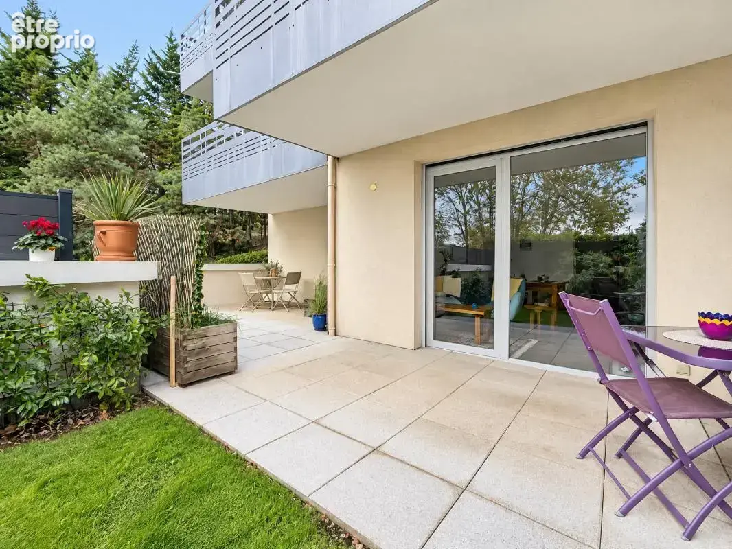 Appartement - Rez de jardin - 2 Chambres - Terrasse - Jardin - Garage en sus - Proche commodités - photo 4