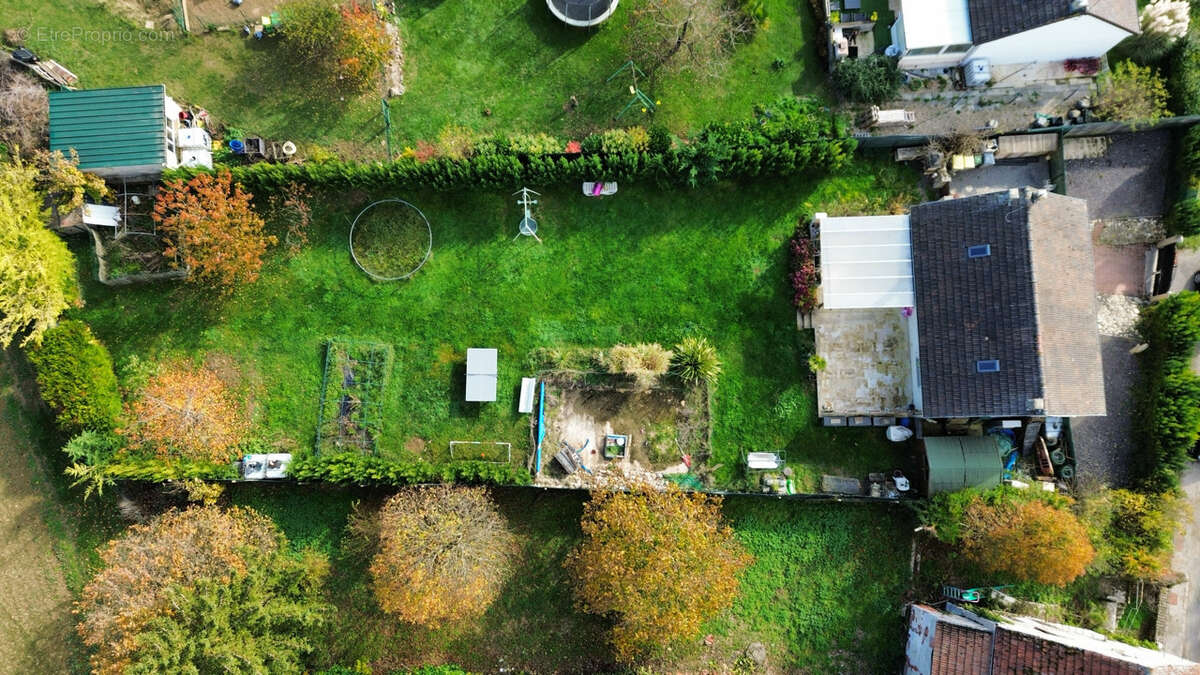 Maison à NEUILLY-SAINT-FRONT