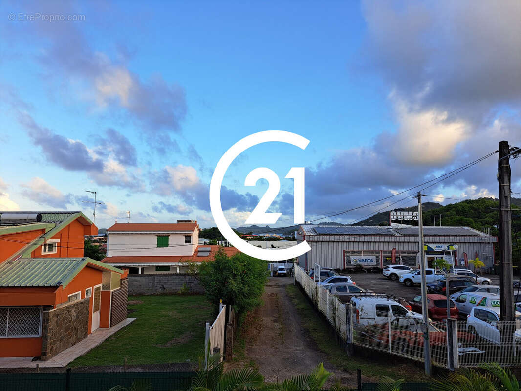 Appartement à LE ROBERT