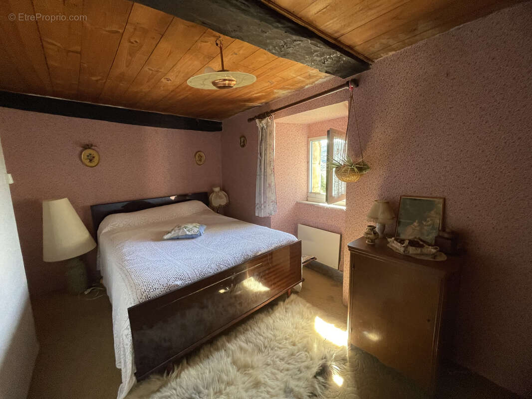 Vente maison de village St Victor et Melvieu - photo 5