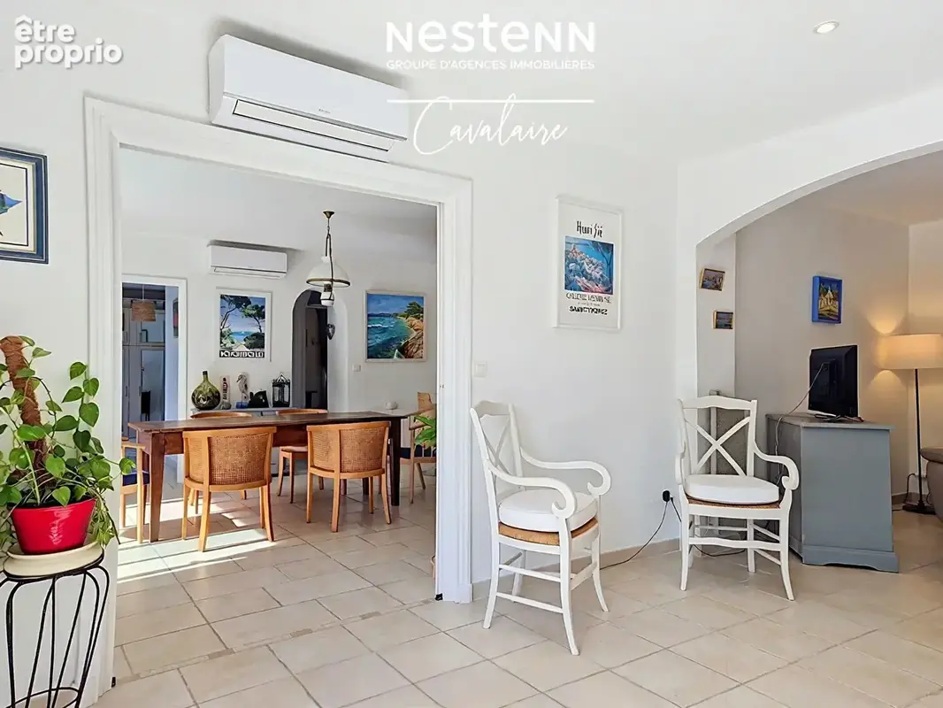 AU CALME et TOUT A PIED - Splendide appartement 5 pièces de plain-pied Cavalaire-sur-Mer un véritable bijou d'exception avec 2 s - photo 11