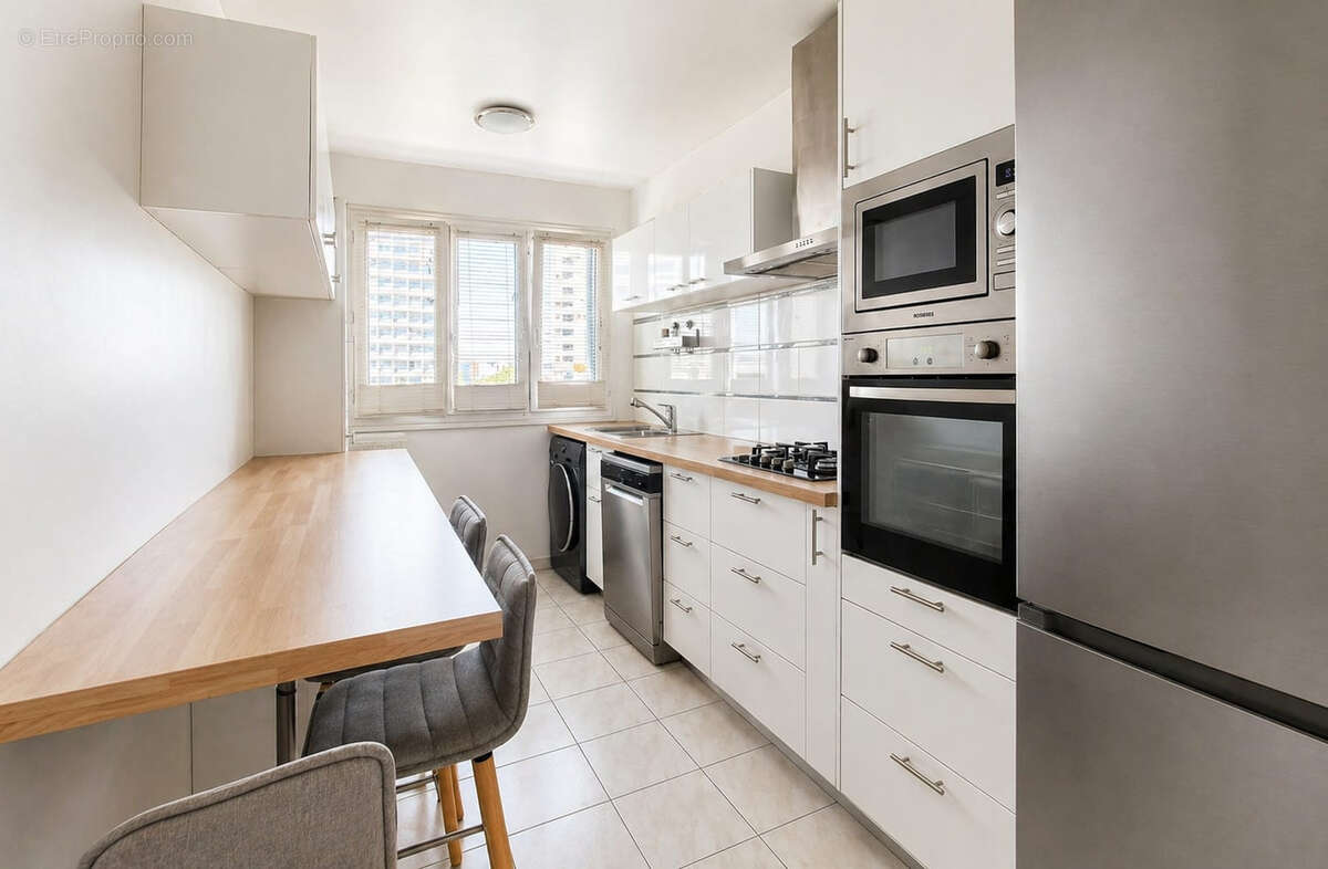 Appartement à COLOMBES