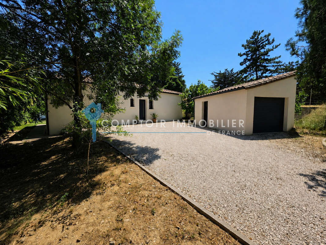 Dépt Hérault (34) - Saint André de Sangonis - À vendre - Villa T4, 105m2, terrain 1017 m2, terrasse, garage - photo 4