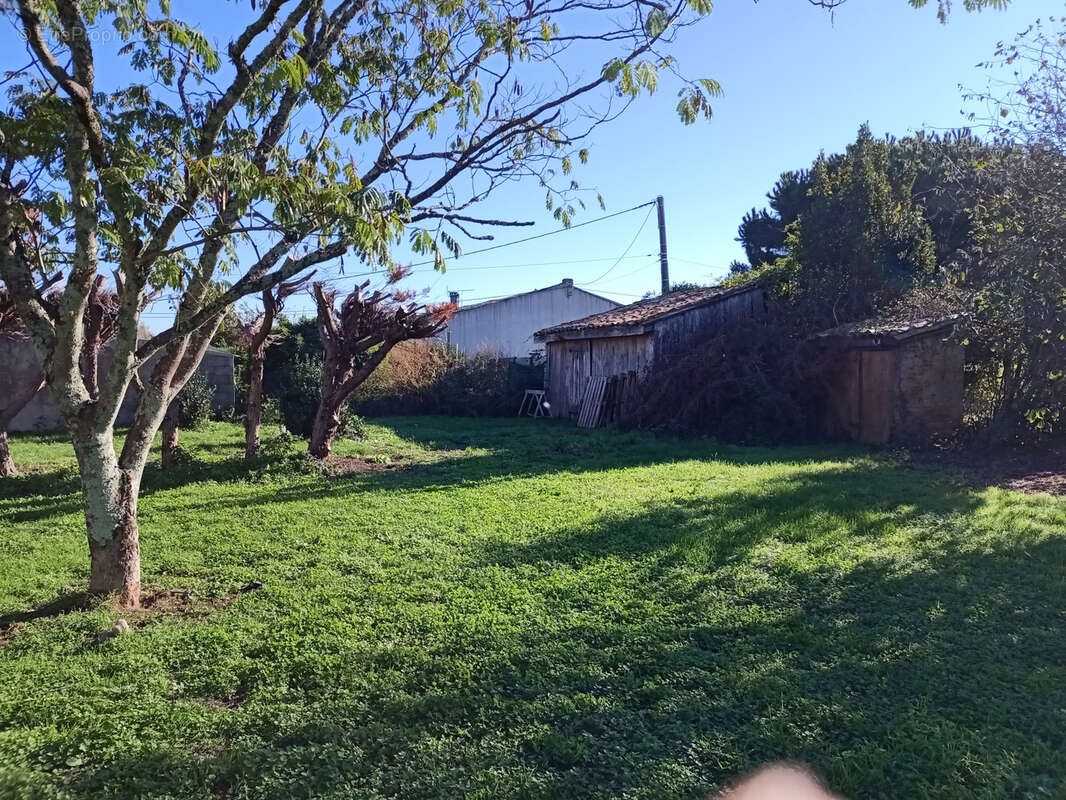 Maison à SAINT-CIERS-SUR-GIRONDE