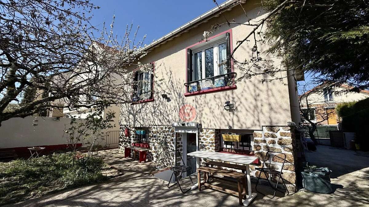 Maison à CLICHY-SOUS-BOIS