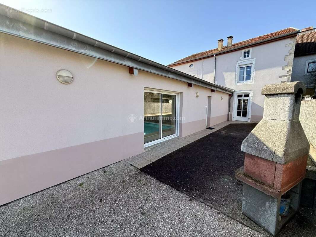 Maison à GONCOURT