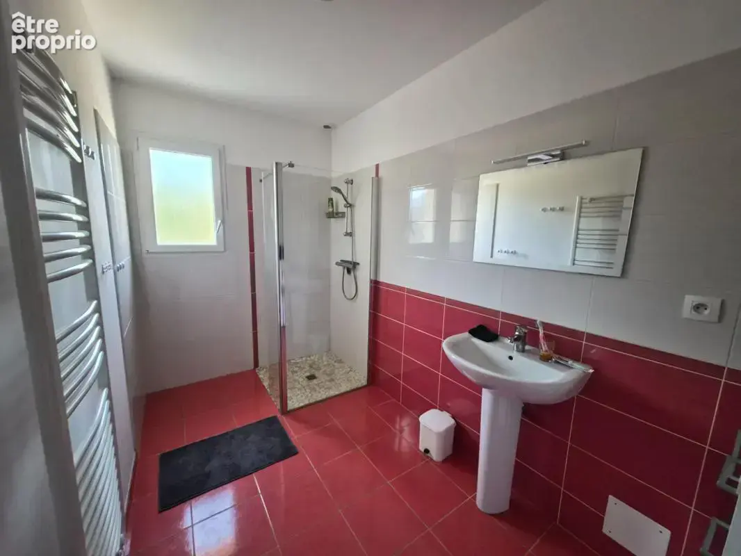 Maison Granvile 4 pièces plain pied 102 m2  + comble aménageable - photo 8