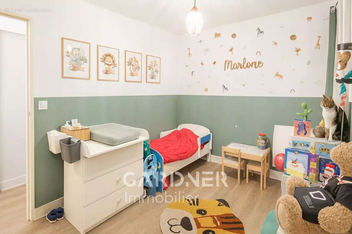 Appartement à MARSEILLE-11E