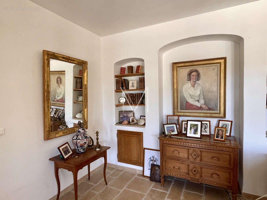 Le plan de la tour - tres belle propriété sur 4 hectares - rafraichissements à prevoir. - photo 15