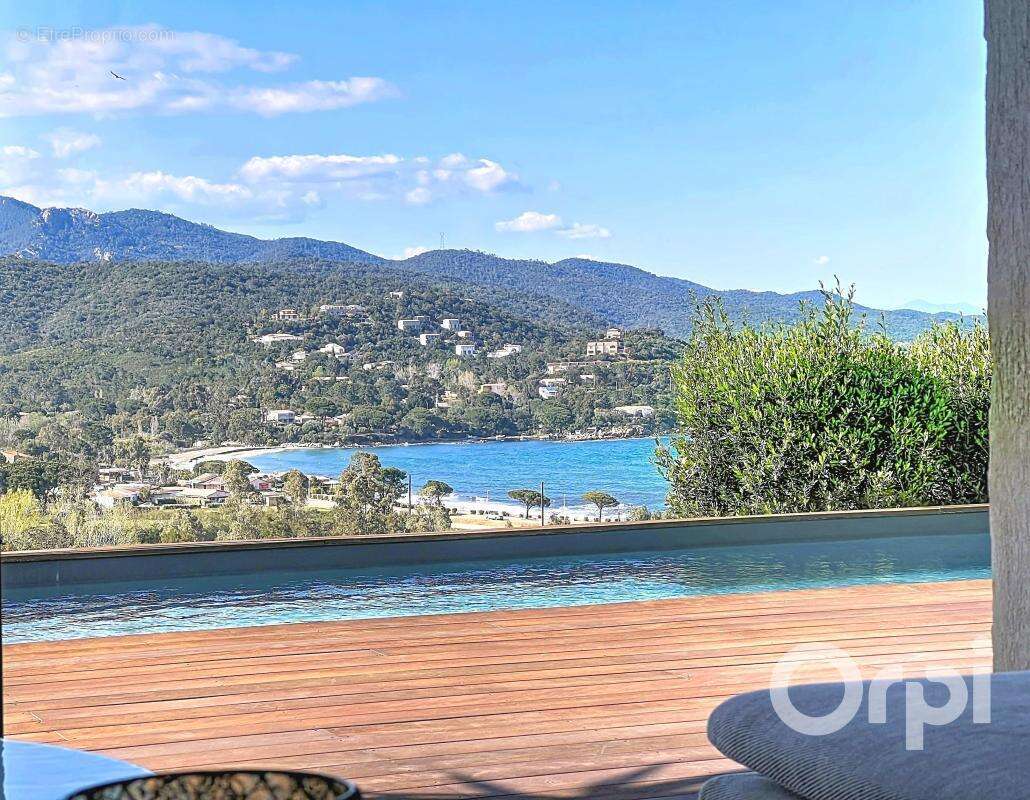 Maison à PORTO-VECCHIO