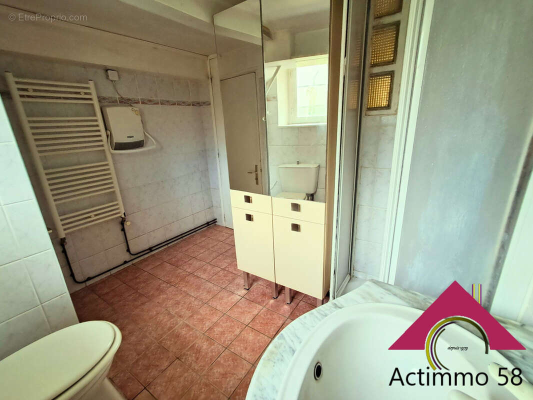 Maison à JOUET-SUR-L&#039;AUBOIS