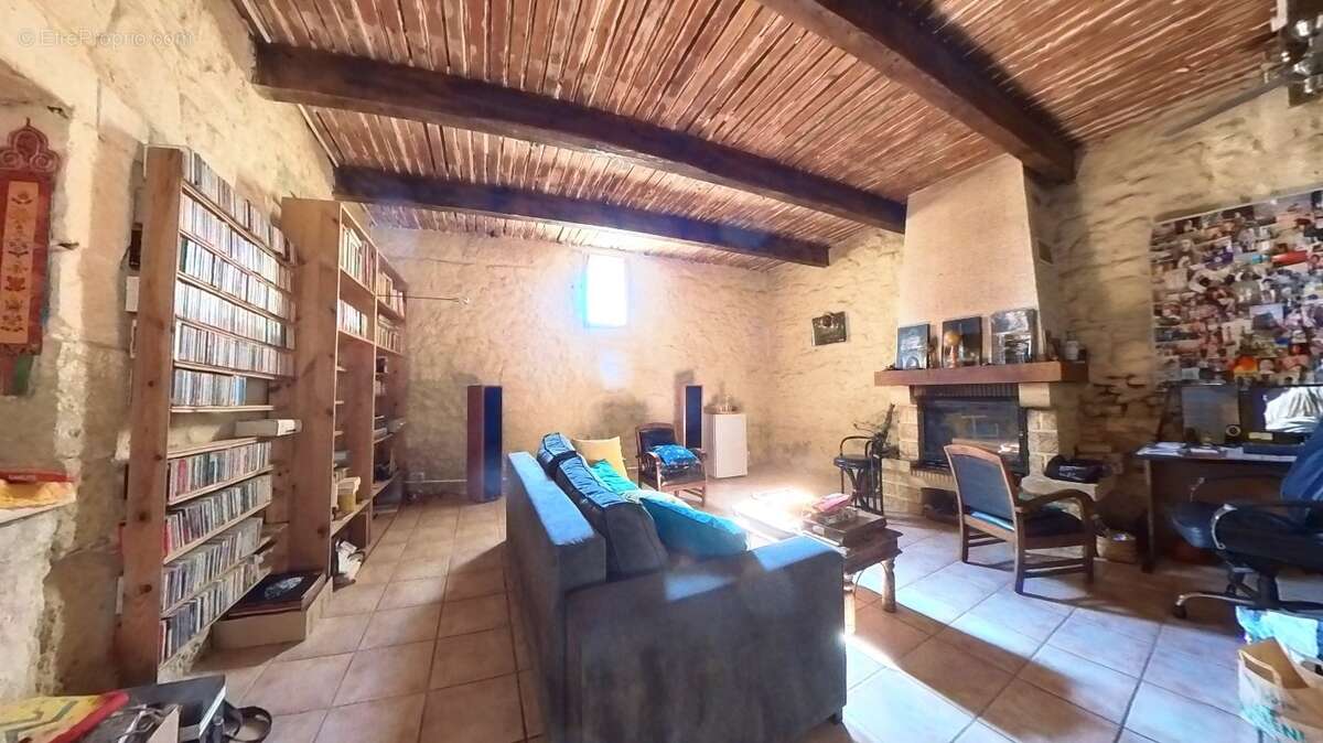 Maison à NEZIGNAN-L&#039;EVEQUE