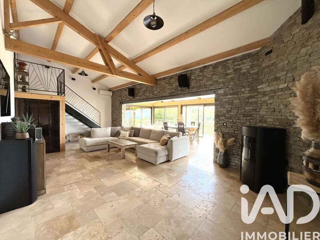 Photo 9 - Maison à SAINT-ETIENNE