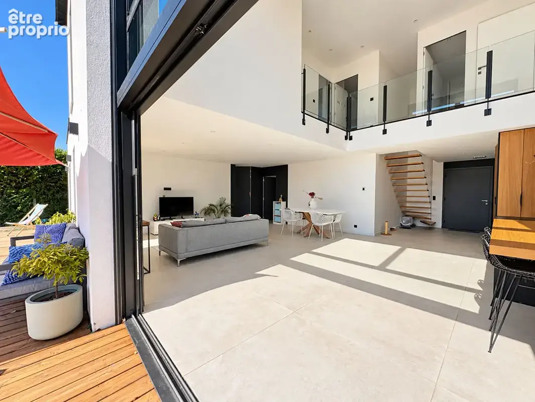 Maison de 2024 aux prestations de qualités, commerces et écoles à proximité - photo 4
