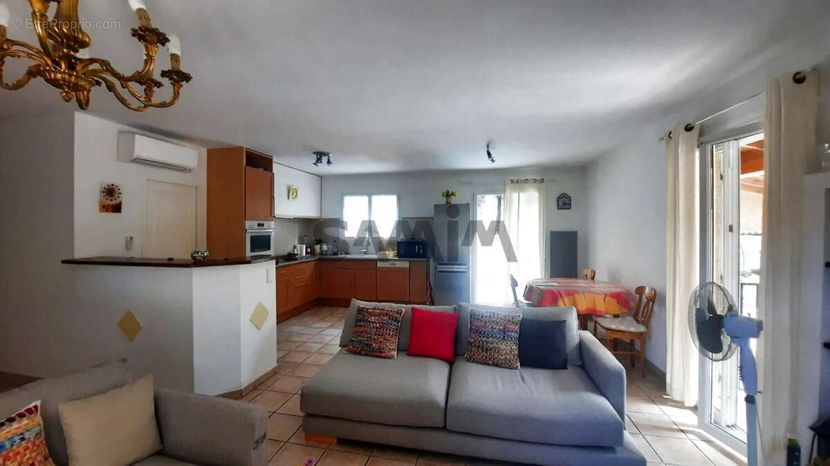 Maison à QUISSAC